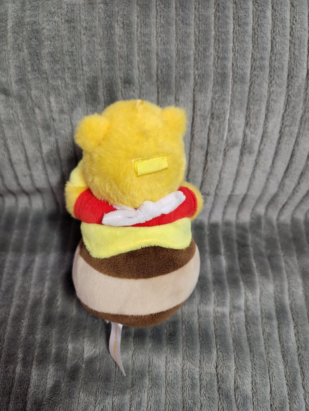 Tokyo Disney Resort Winnie the Pooh Honey Hunny Pot Plush Keychain Bag Charm - Picture 7 of 13